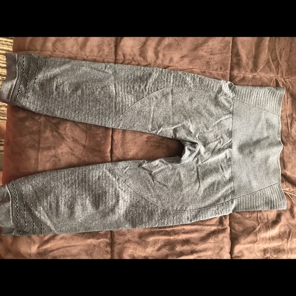 Black gymshark seamless leggings - Picture 3 of 3